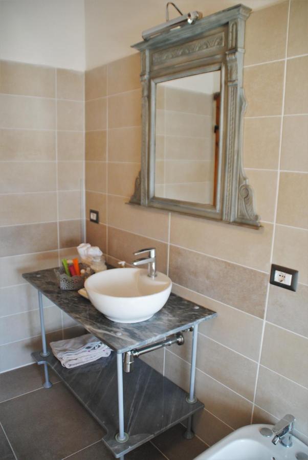 B&B Ponte La Pietra Gubbio Luaran gambar