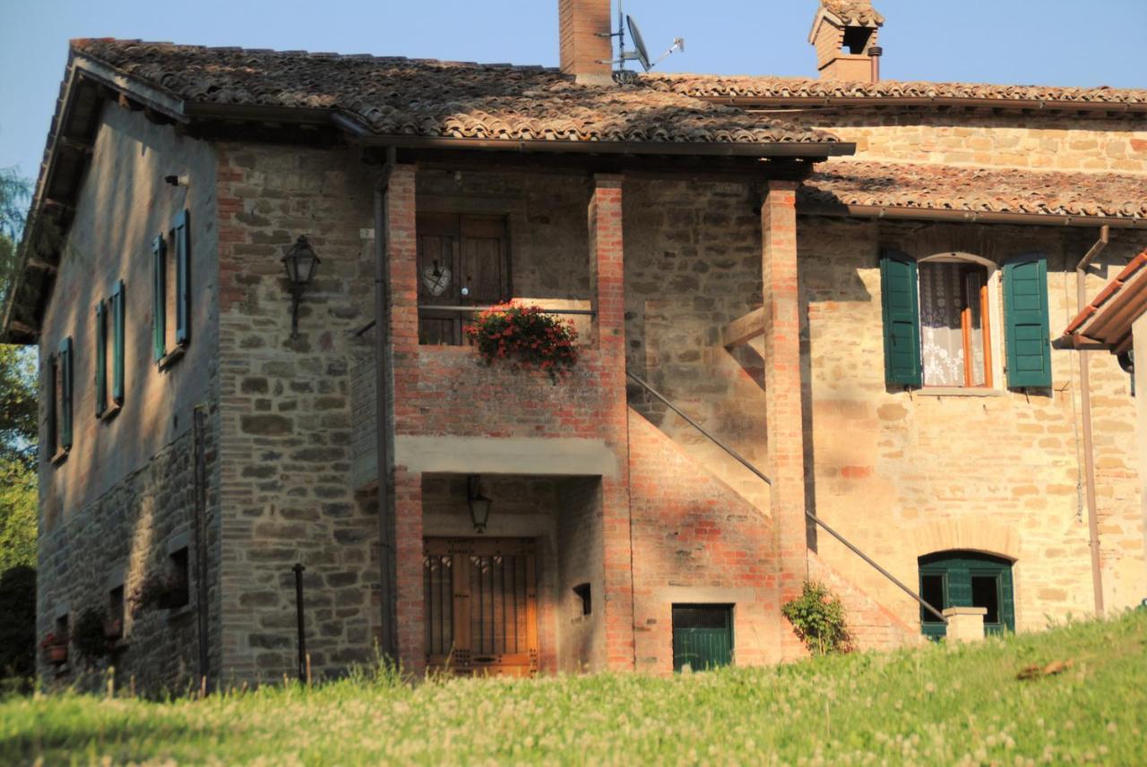 B&B Ponte La Pietra Gubbio Luaran gambar