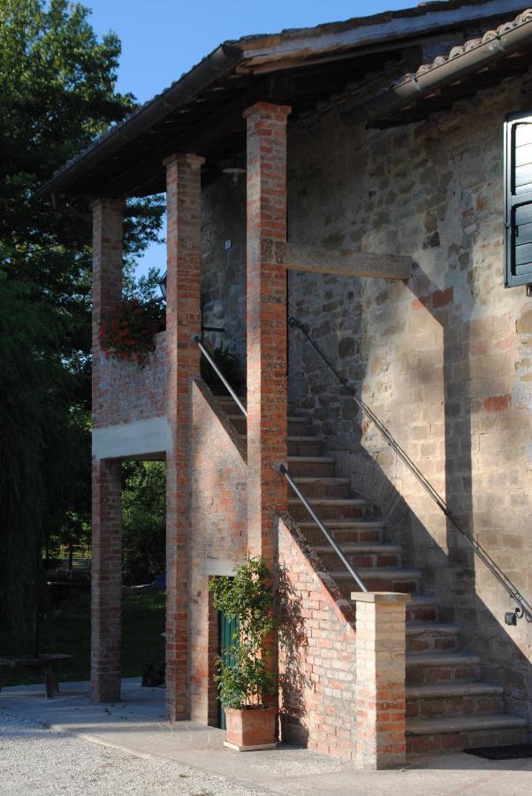 B&B Ponte La Pietra Gubbio Luaran gambar